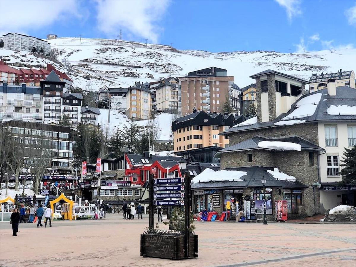 Ski & Snow Apartmentos By Todosierranevada - Plaza Principal Junto A Los Telecabinas Sierra Nevada Exterior photo